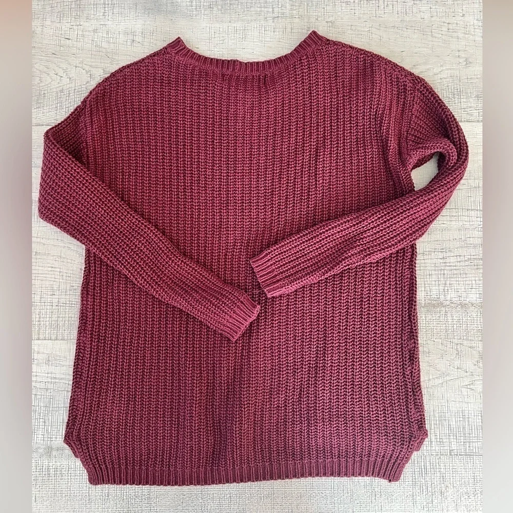 Forever21 Red Heavy Knitted Long Sleeve Sweater Size Medium - Picture 2 of 10